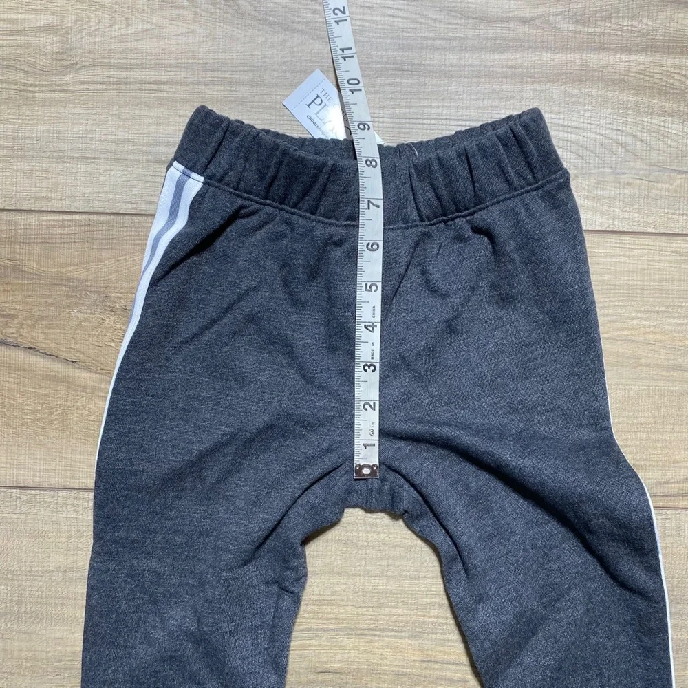 The Childrens Place Boys Sweatpants With White Trim On Legs‎ Size 3T Gray